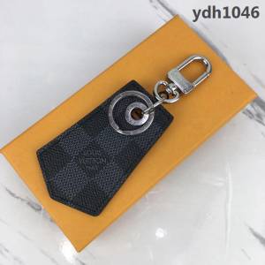 路易威登LV 頂級原單 M67916黑格 ENCHAPPES 鑰匙扣 刻有路易威登品牌標識  ydh1046