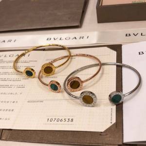 Bvlgari飾品 寶格麗天然孔雀石雙面翻轉手鐲  zgbq3013