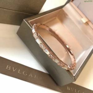 Bvlgari飾品 寶格麗天然貝殼手鐲 高端925純銀加厚鍍金天然貝母手鐲  zgbq3098