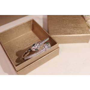 Bvlgari飾品 寶格麗蛇手鐲 鱗片密鑲鑽石Bvlgari女手鐲  zgbq3214
