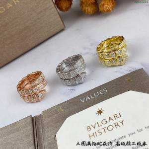 Bvlgari飾品 寶格麗寬版雙圈滿鑽蛇純銀戒指  zgbq3284