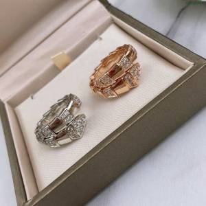 Bvlgari飾品 寶格麗間隔蛇戒指  zgbq3351