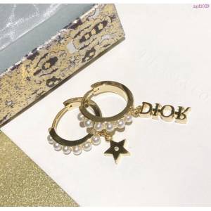 Dior飾品 迪奧經典熱銷款Paris 不對稱 星星字母耳環  zgd1029