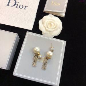 Dior飾品 迪奧經典熱銷款大小球珍珠字母耳環 復古字母吊星星耳釘  zgd1033