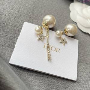 Dior飾品 迪奧經典熱銷款大小珍珠五角星字母耳釘  zgd1099