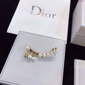 Dior飾品 迪奧經典熱銷款葉子耳夾連耳釘  zgd1206