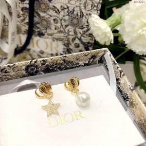 Dior飾品 迪奧經典熱銷新款Petit C D星星耳釘耳環  zgd1241