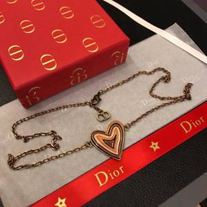 Dior飾品 迪奧2021主打款式彩虹沙拉花愛心項鏈  zgd1374
