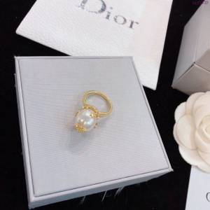 Dior飾品 迪奧經典熱銷款大珍珠金色戒指  zgd1439
