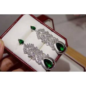 Cartier首飾 卡地亞SOLEIL時尚滿鑽羽毛花瓣綠寶石耳釘 Cartier女款耳環  zgk1429