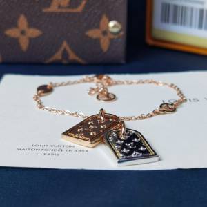 Louis Vuitton新款飾品 路易威登金銀雙牌項鏈 LV復古項鏈  zglv1817