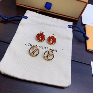 Louis Vuitton新款飾品 路易威登母貝耳環 LV圓形字母耳釘  zglv2098