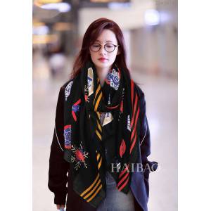 CHANEL圍巾 秋冬新款 條紋品牌徽章 香奈兒頂級純山羊絨女圍巾  llwj6742