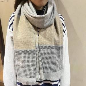 CHANEL爆款女士羊絨圍巾 香奈兒2021專櫃新款雙面披肩圍巾  mmj1181