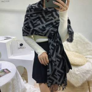 FENDI秋冬季羊絨羊毛圍巾披肩 芬迪2021年新款男女同款雙面提花圍巾  mmj1696