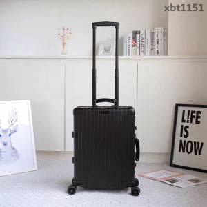 RIMOWA日默瓦 經典款不老款 復古款原單一體LongRimowa日默瓦 拉箱/拉杆箱 20寸登機箱  xbt1151