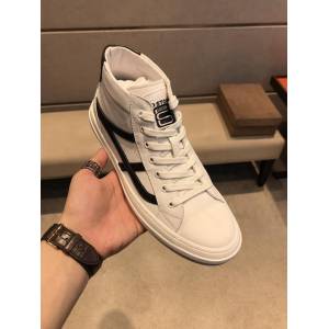 GUCCI男鞋 2019HK專櫃同步 古馳休閒男板鞋 Gucci高幫系帶男鞋  hdnx1341