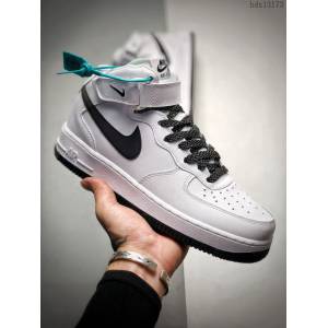 Nike男鞋 耐克變色龍滿天星配色 Nike高幫板鞋 男女同款  hdx13173
