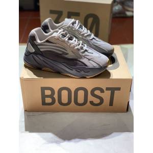 Adidas鞋 火山灰 阿迪達斯真標巴斯夫真爆 侃爺椰子700 Adidas椰子鞋 男女同款  hdx13261