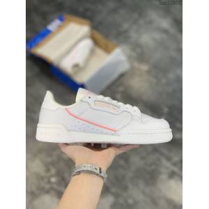 Adidas鞋 阿迪達斯白色板鞋 全新adidas Originals 男女同款  hdx13324