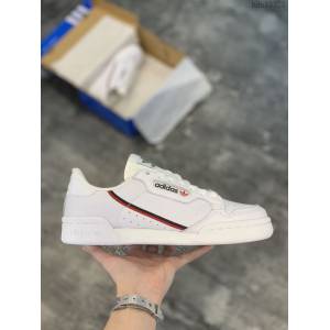 Adidas鞋 阿迪達斯白色板鞋 全新adidas Originals 男女同款  hdx13325