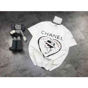 Chanel香奈兒 法國專櫃同步新款 19春夏走秀限定T恤 純棉冰絲棉 胸前水墨人物+logo繪畫印花   xly1268