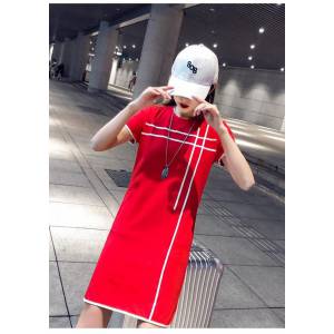 Chanel香奈兒 法國專櫃同步新款 2019夏季新款 氣質簡約圓領 短袖連衣裙 羅馬假日風情   xly1332