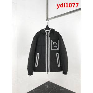 MONCLER蒙口 18fw秋冬專櫃超級爆款 抗寒神器 男款連帽羽絨服 ydi1077