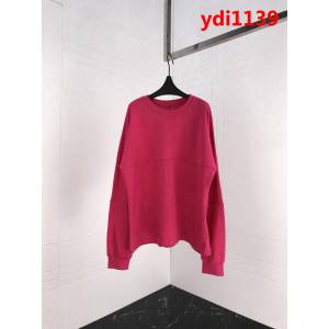BURBERRY巴寶莉 18ss秋冬新款 背後大字母 寬鬆落肩長袖 男女同款 ydi1139