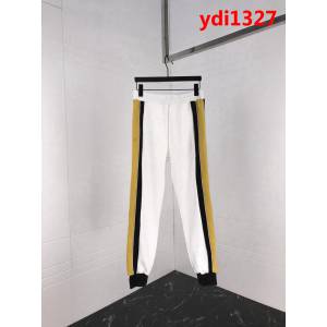 GUCCI古馳 18秋冬新款 官網同步 撞色拼接 狼頭運動套裝 情侶款 ydi1327