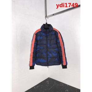 VALENTINO華倫天奴 18SS秋冬新款 男款迷彩羽絨服 ydi1749