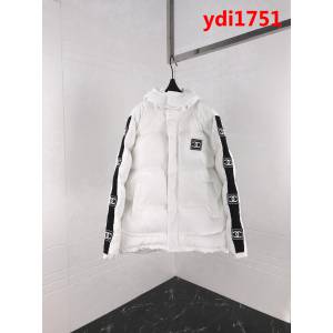 CHANEL香奈兒 vintage中古系列 18ss秋冬新款 中古膠章 羽絨棉服 情侶款   ydi1751