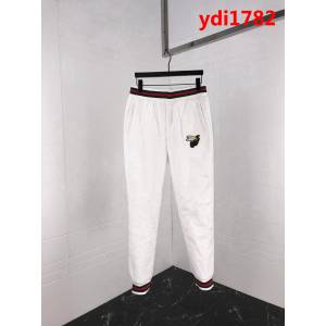 GUCCI古馳 18秋冬新款 小蜜蜂繡花 保暖舒適 男款套裝 ydi1782