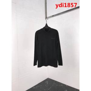 PRADA普拉達 經典款 半高領 澳絨 秋冬百搭 黑色 男款打底衫 ydi1857