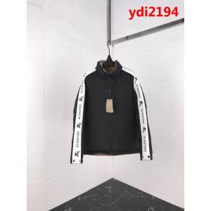 BURBERRY巴寶莉 爆款 18ss秋冬新款 兩面穿 白鴨絨 男款羽絨服 一衣兩穿 ydi2194
