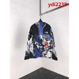 SUPREME The North Face 17FW TNF 聯名 雪山衝鋒衣 可防風 防紫外線加輕微防水功能 高版本情侶款 ydi2238