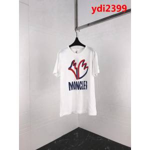 MONCLER蒙口 19ss早春新款 最新logo印花系列 袖口最新笑臉貼章 白色男款短袖 ydi2399