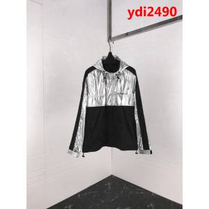 GVC紀梵希 獨家發售 原單管道貨 19ss春季新款 電鍍銀設計 男款風衣外套 ydi2490